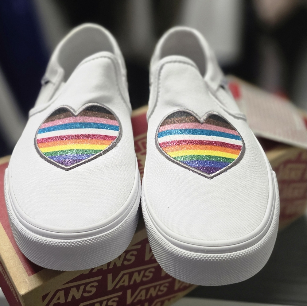 Pride Vans - Picture 3 of 5